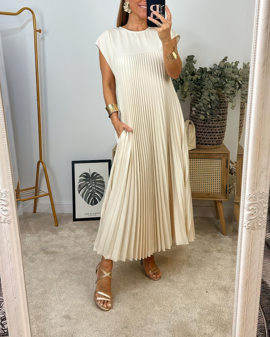 Joëlle | Classic and Cozy Dress